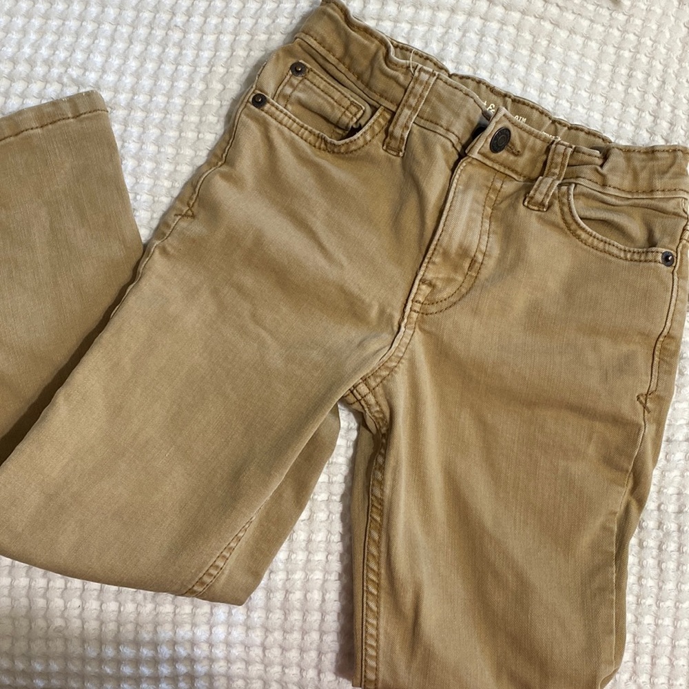Cat & Jack boy khakis size 6
